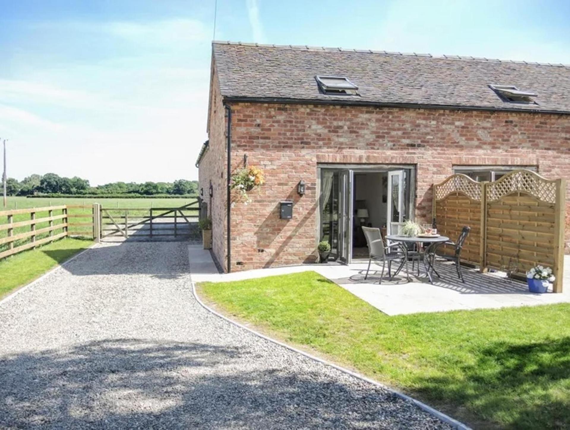 Rural Cottage-Full Kitchen-Pets Ok-Paddock Shrewsbury Exterior photo
